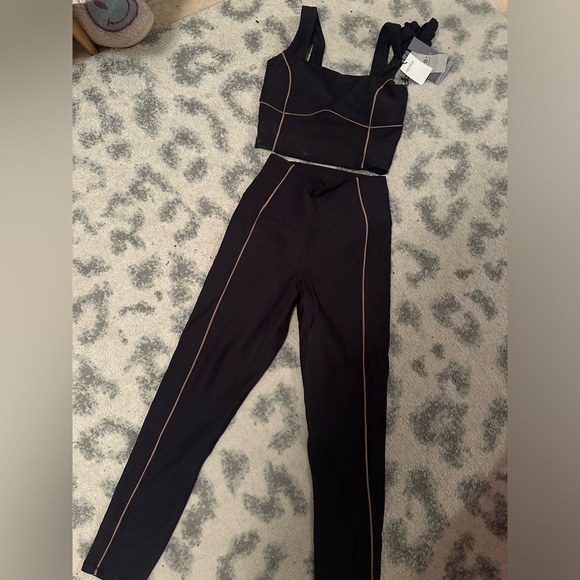 Abercrombie & Fitch workout sculptlux YPB set - Picture 3 of 6